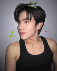 โฟร์ท ณัฐวรรธน์ (32)