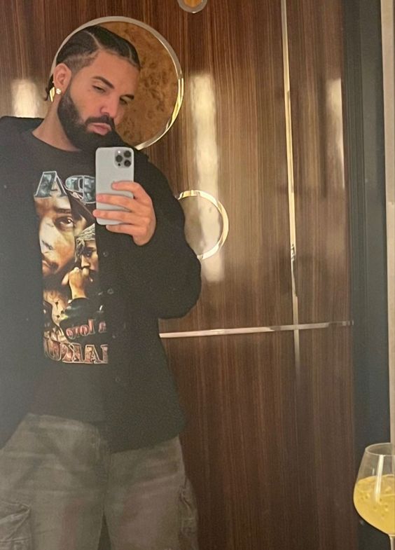Drake แร็ปเปอร์ดัง ทำลายสถิติอันดับ 1 บน Billboard Hot 100 ถึง 2 ครั้ง