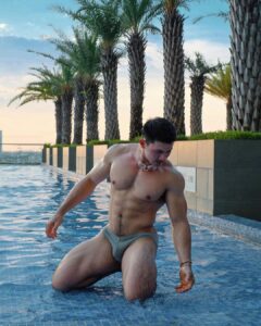 Snapinsta.app_422300921_1890710898054000_761695703884624821_n_1080