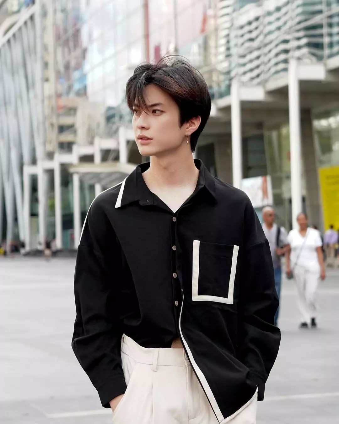 แอสตัน รติภัทร