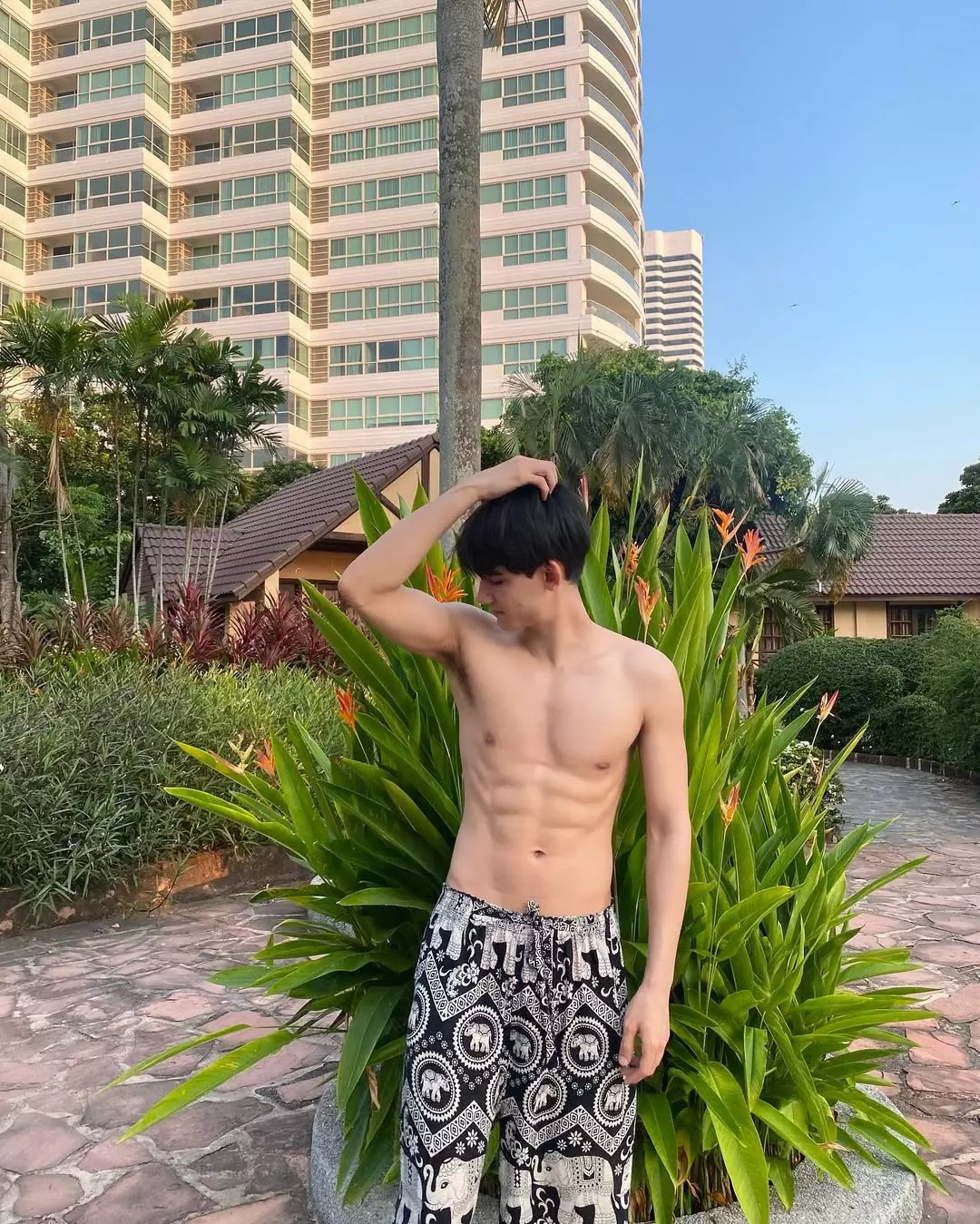 เดรก สัตบุตร
