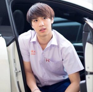 ไวท์ ณวัชร์