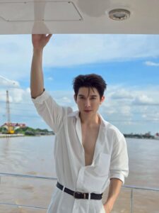 บาส อัศวภัทร์