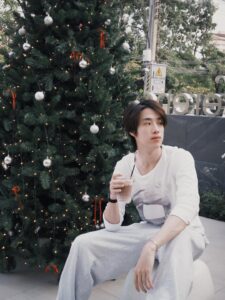 อลัน พศวีร์