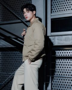 วงศ์รวี นทีธร