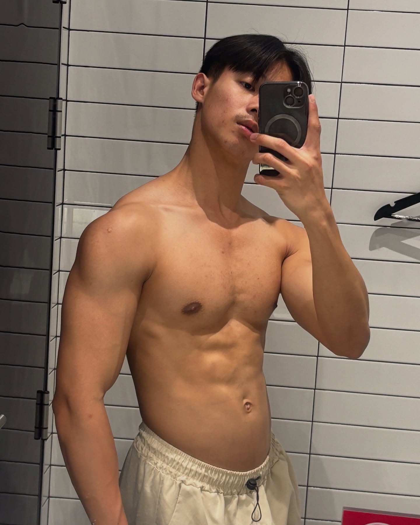 ชยุต อัครภารัตน์